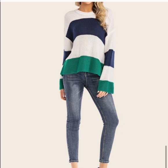 JUST IN ‼️NAVY IVORY GREEN SOFT SWEATER- Sweater - Picture 7 of 8